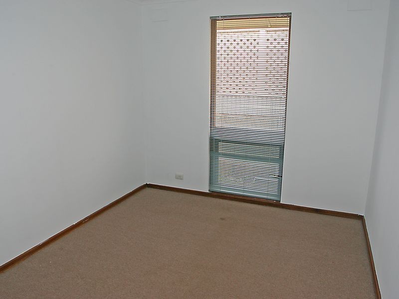 4 Fountain Valley Dr, Happy Valley SA 5159