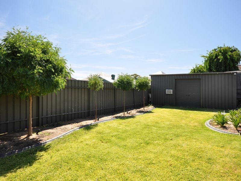37 Greenfield Ri, Aberfoyle Park SA 5159