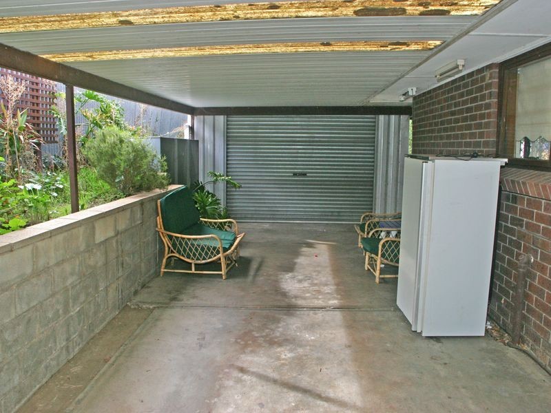9 Mary St, Happy Valley SA 5159
