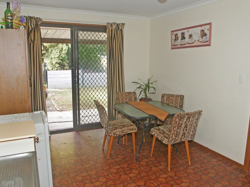 9 Mary St, Happy Valley SA 5159
