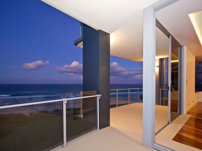 4/399 Golden Four Drive, Tugun QLD 4224