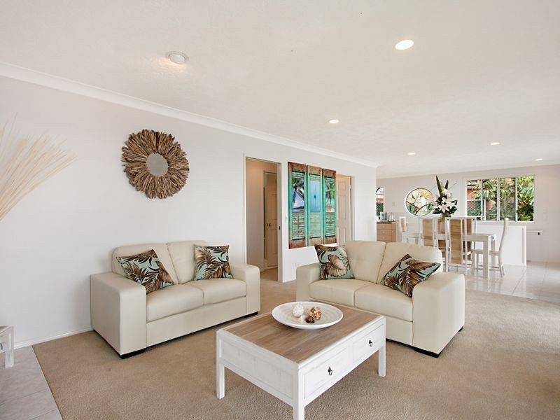 65 Woodgee Street, Currumbin QLD 4223