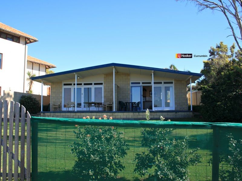 1/8 DARWALLAH AVENUE, Currumbin QLD 4223