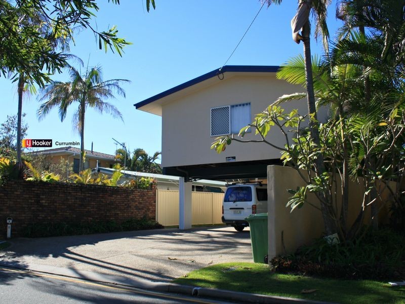 1/8 DARWALLAH AVENUE, Currumbin QLD 4223