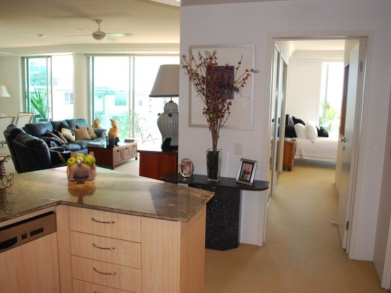 302/2 Tomewin st, Currumbin QLD 4223