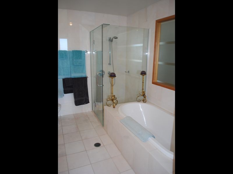 302/2 Tomewin st, Currumbin QLD 4223