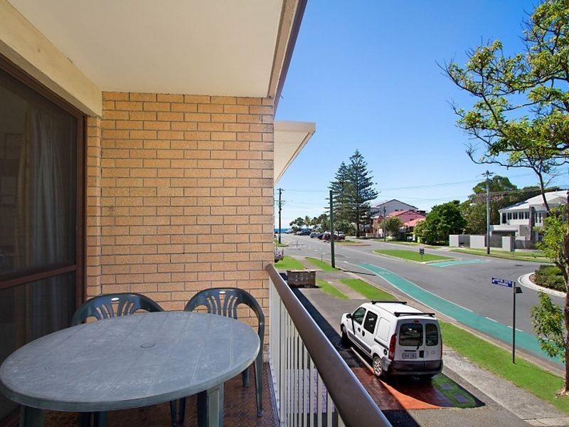 4/11 Tomewin Street, Currumbin QLD 4223