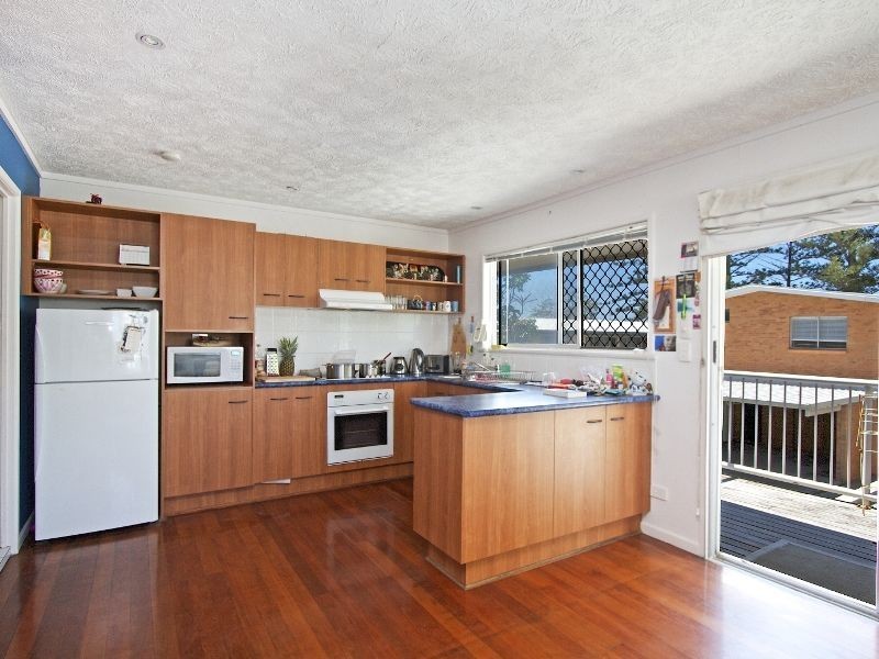 Beautiful Beachside Unit, Currumbin QLD 4223