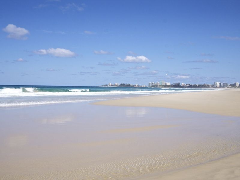 1/231 Golden Four Drive, Bilinga QLD 4225