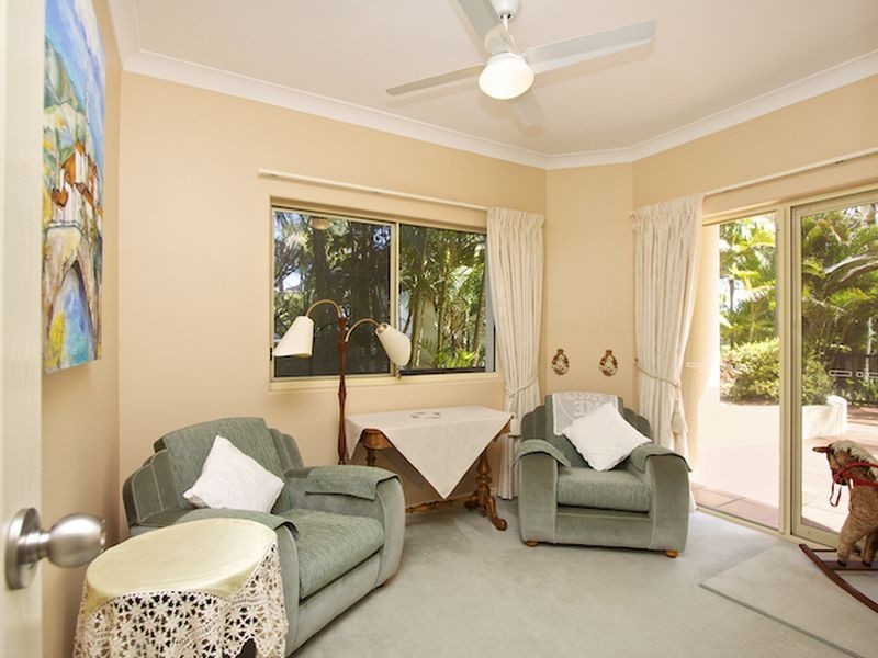 1/231 Golden Four Drive, Bilinga QLD 4225