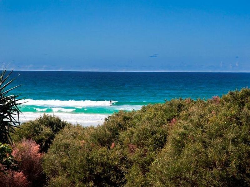 12 Darwalla Street, Currumbin QLD 4223