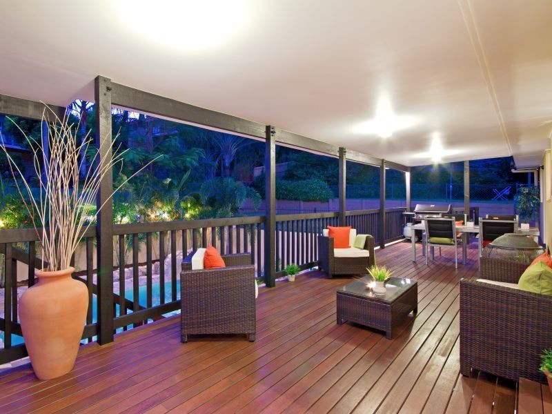 106 K P McGrath Drive, Elanora QLD 4221