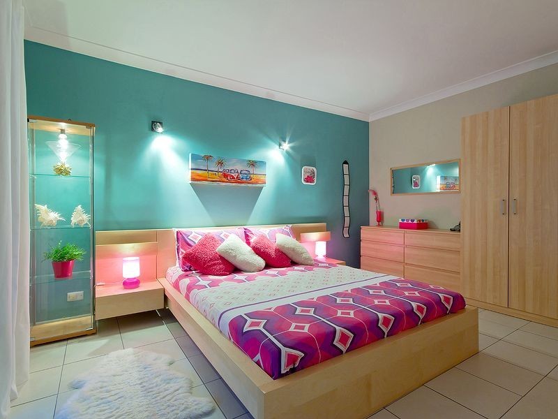 106 K P McGrath Drive, Elanora QLD 4221