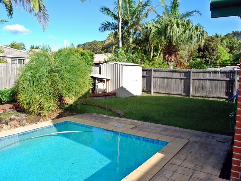 103 Bienvenue Dr, Currumbin Waters QLD 4223