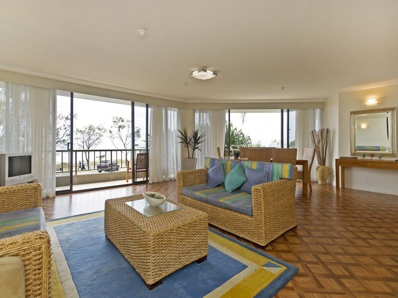 W3/828 Pacific Pde, Currumbin QLD 4223