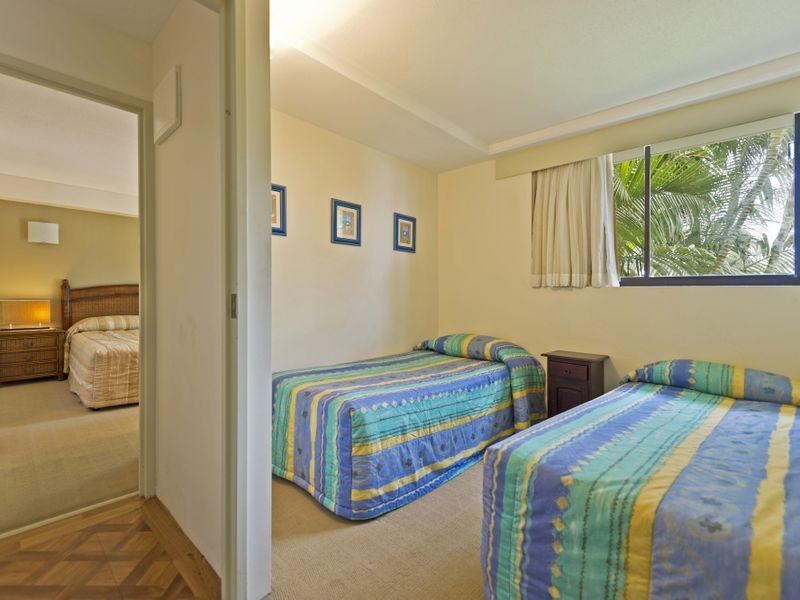 W3/828 Pacific Pde, Currumbin QLD 4223