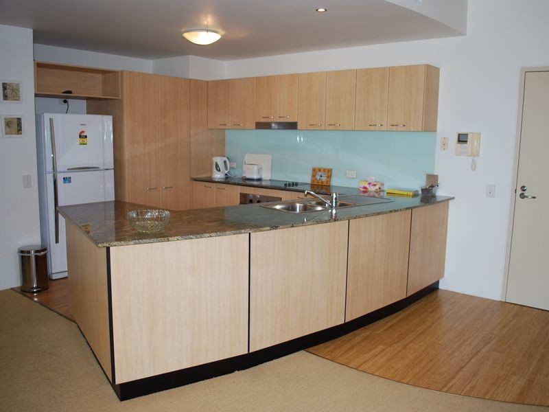 202/2 Tomewin st, Currumbin QLD 4223