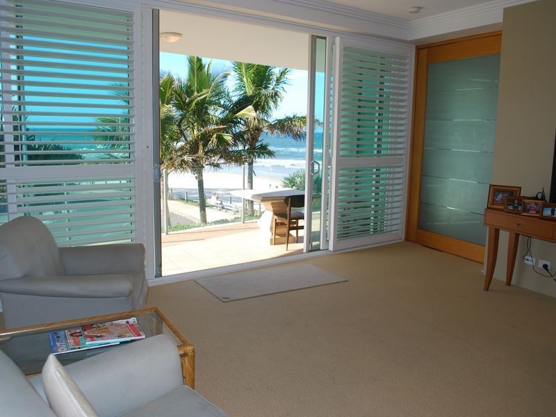 202/2 Tomewin st, Currumbin QLD 4223