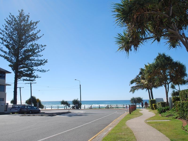 1/6 Tomewin St, Currumbin QLD 4223