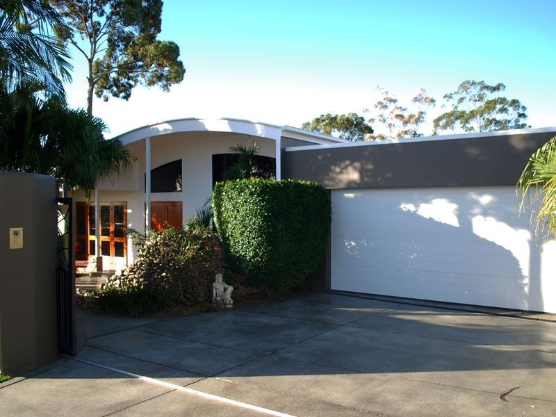 54 Angelica St, Elanora QLD 4221