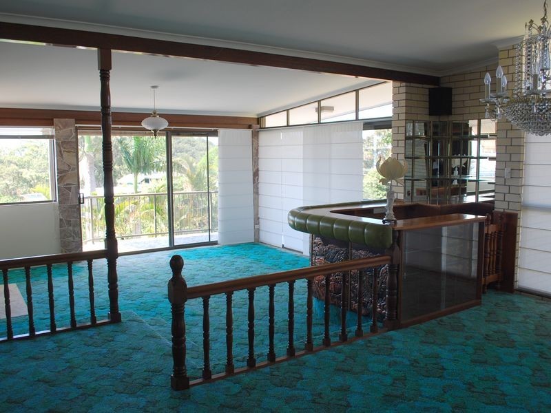 2 Pall Mall Ave, Currumbin QLD 4223