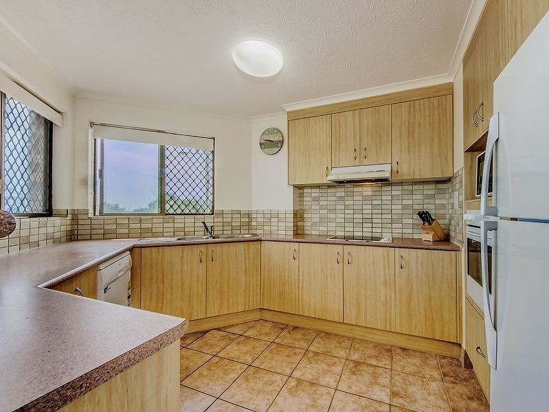 2/238 Pacific Pde, Bilinga QLD 4225