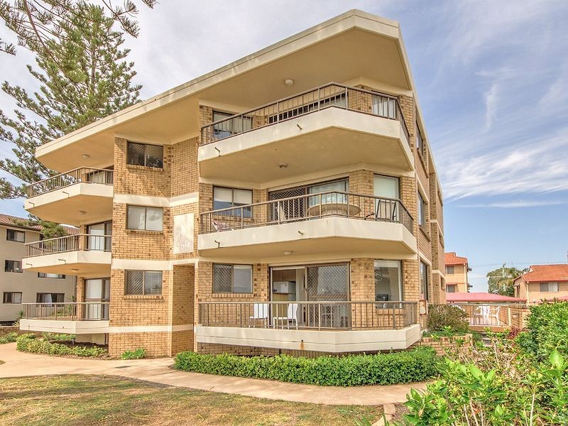 2/238 Pacific Pde, Bilinga QLD 4225