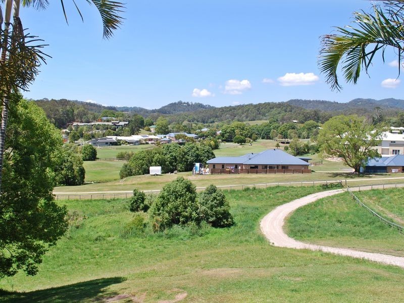 27 Stockyard Ct, Tallebudgera QLD 4228