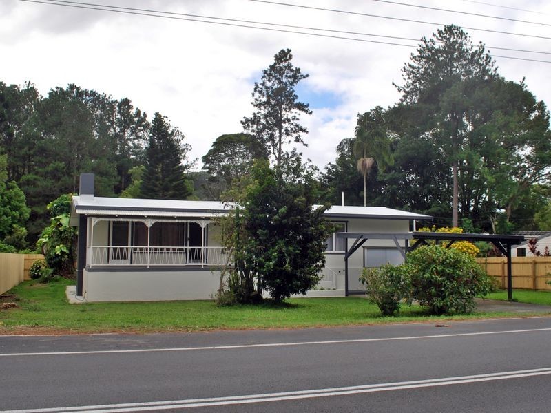 484 Currumbin Creek Rd, Currumbin QLD 4223