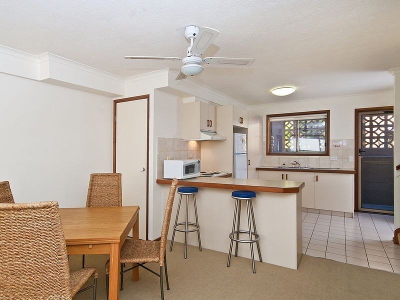 Unit 2/6 Weeumba street, Currumbin QLD 4223