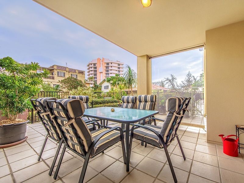 3/111 Golden Four Drive, Bilinga QLD 4225