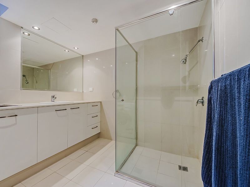 W4/828 Pacific Parade, Currumbin QLD 4223
