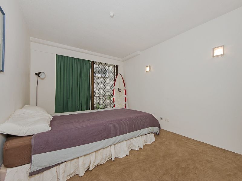 W4/828 Pacific Parade, Currumbin QLD 4223