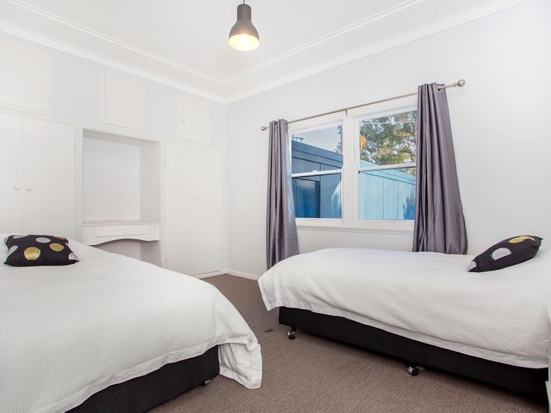 953 Gold Coast Highway, Palm Beach QLD 4221