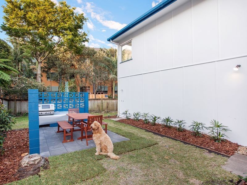 953 Gold Coast Highway, Palm Beach QLD 4221