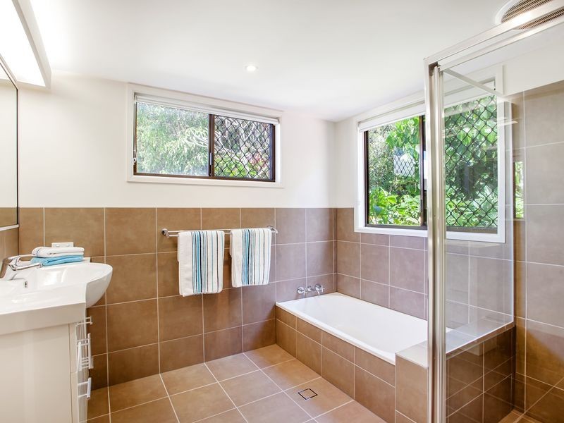 754 Pacific Pde, Currumbin QLD 4223