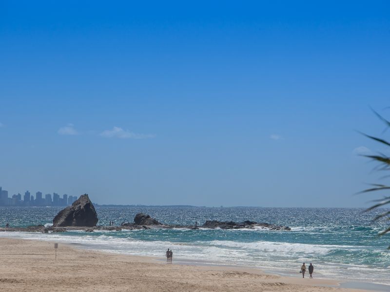 754 Pacific Pde, Currumbin QLD 4223