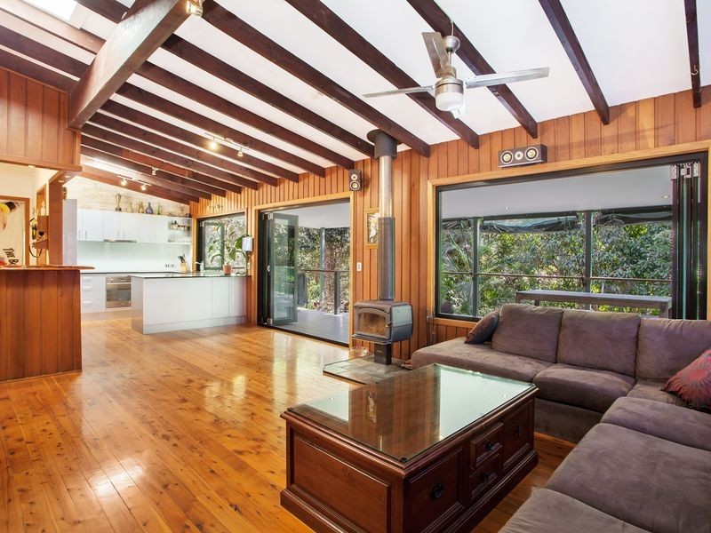 19 Regent Street, Currumbin QLD 4223