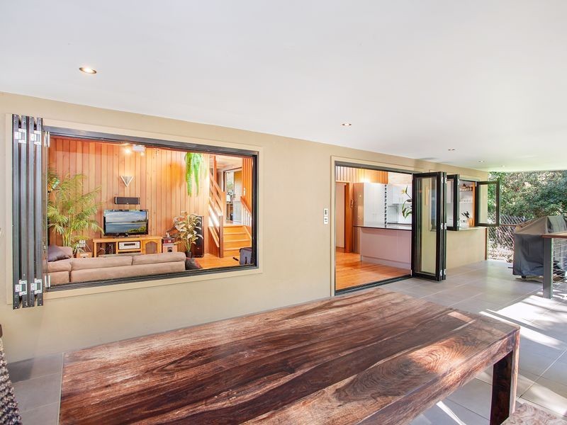 19 Regent Street, Currumbin QLD 4223