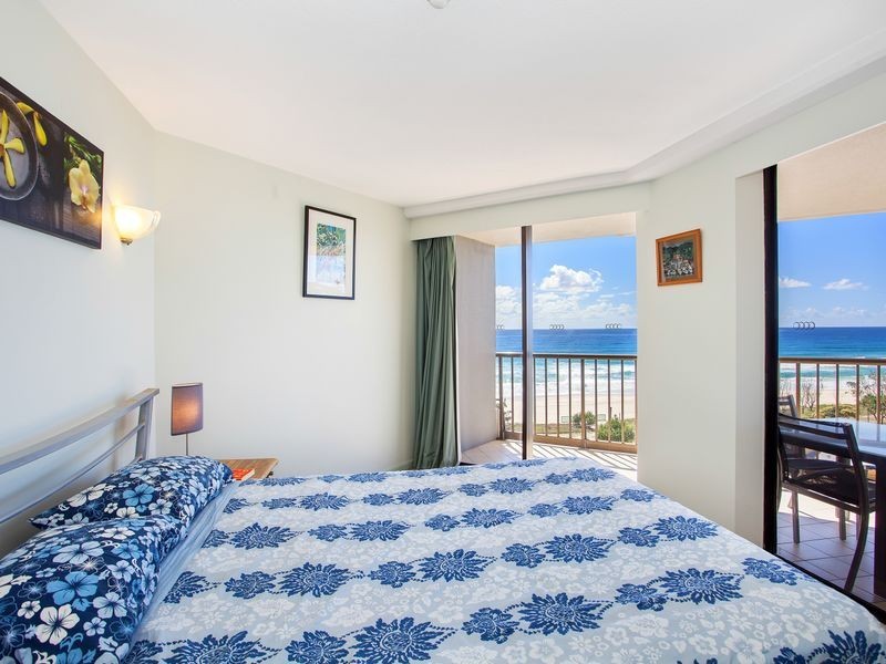 6J/828 Pacific Parade, Currumbin QLD 4223