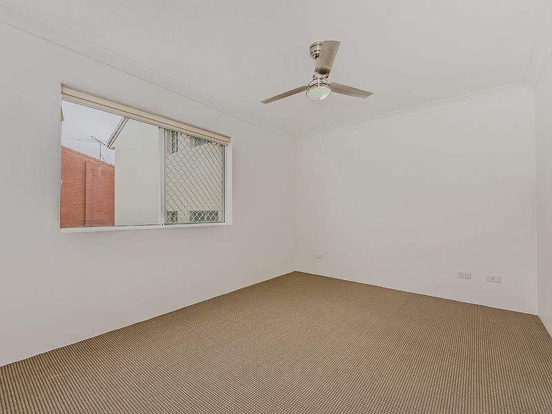 14/31 Dutton Street, Coolangatta QLD 4225