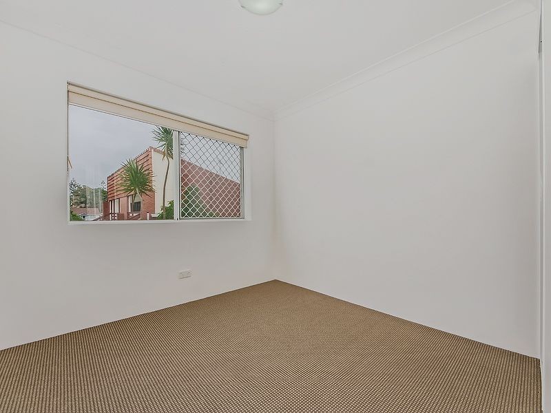 14/31 Dutton Street, Coolangatta QLD 4225