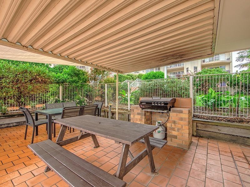 14/31 Dutton Street, Coolangatta QLD 4225