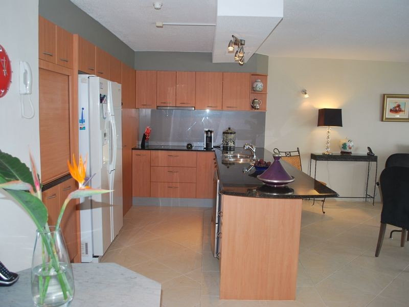 8H/828 Pacific Parade, Currumbin QLD 4223