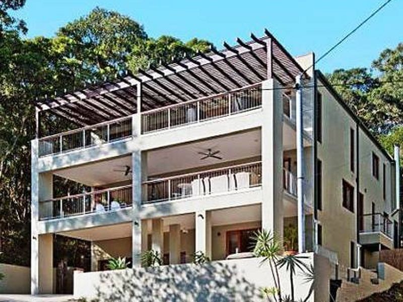 2 Duringan Street, Currumbin QLD 4223