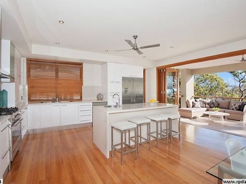 2 Duringan Street, Currumbin QLD 4223
