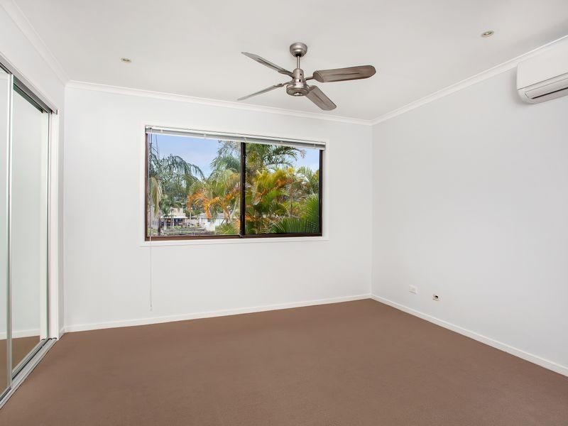 4 Vucas Court, Currumbin Waters QLD 4223
