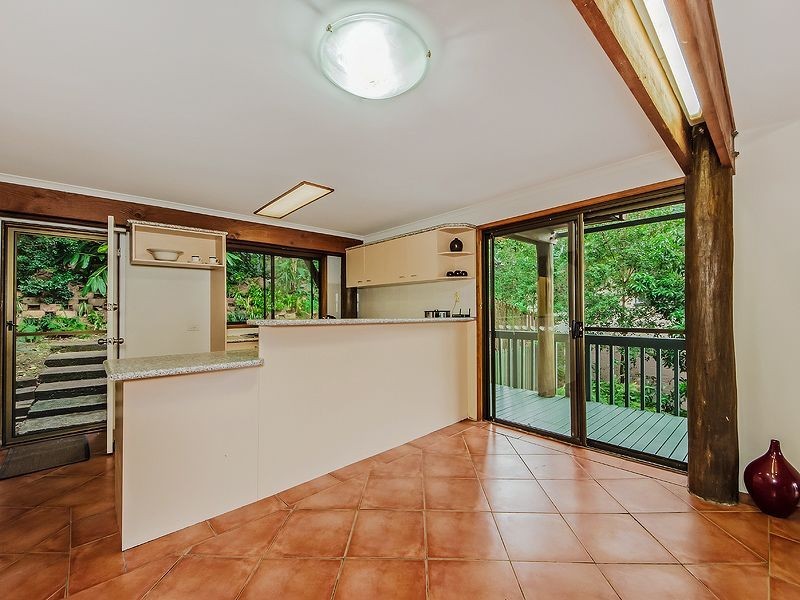 11 Walsh Street, Currumbin QLD 4223