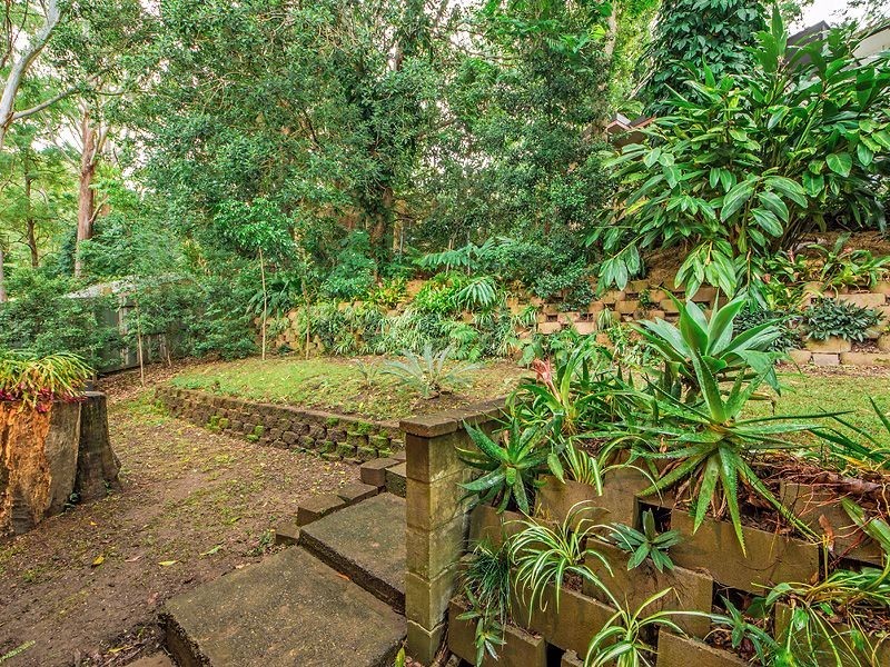 11 Walsh Street, Currumbin QLD 4223