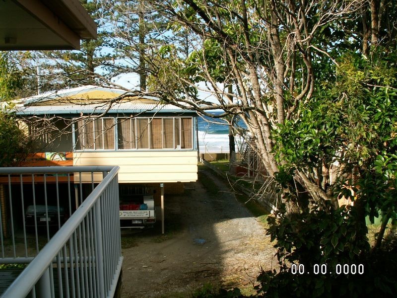 Unit 6/1A Tomewin Street, Currumbin QLD 4223